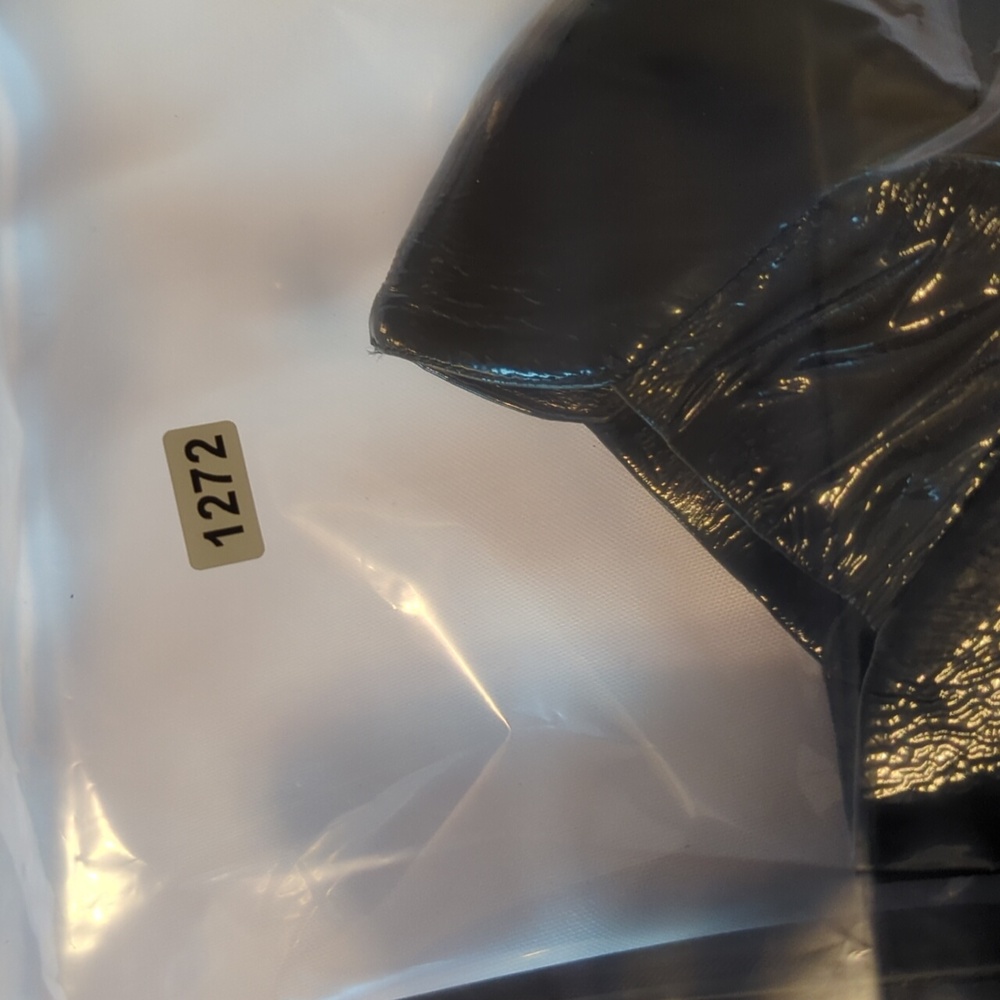 Prada Black Patent Booties Sz 39(Repair Needed) - Picture 8 of 12